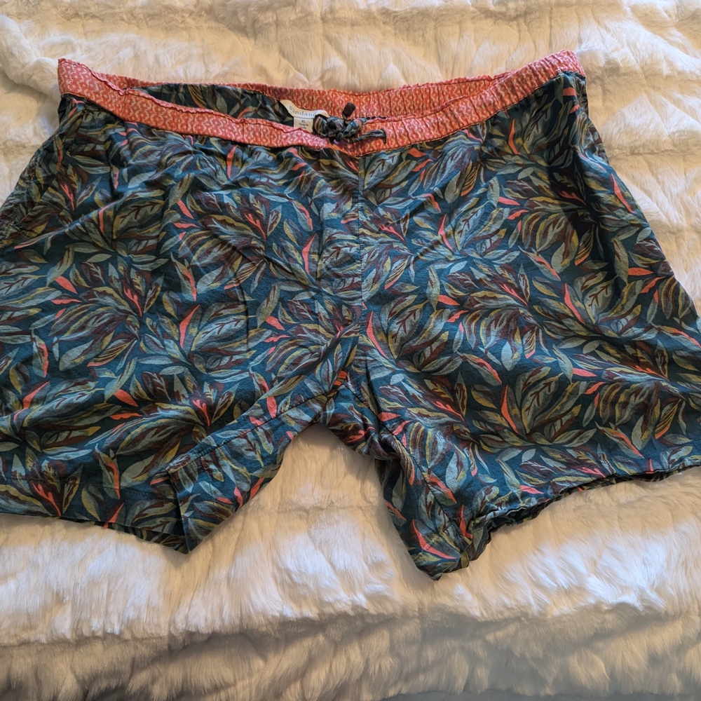 Sundance Tropical Leaf Print Women's Cargo Shorts